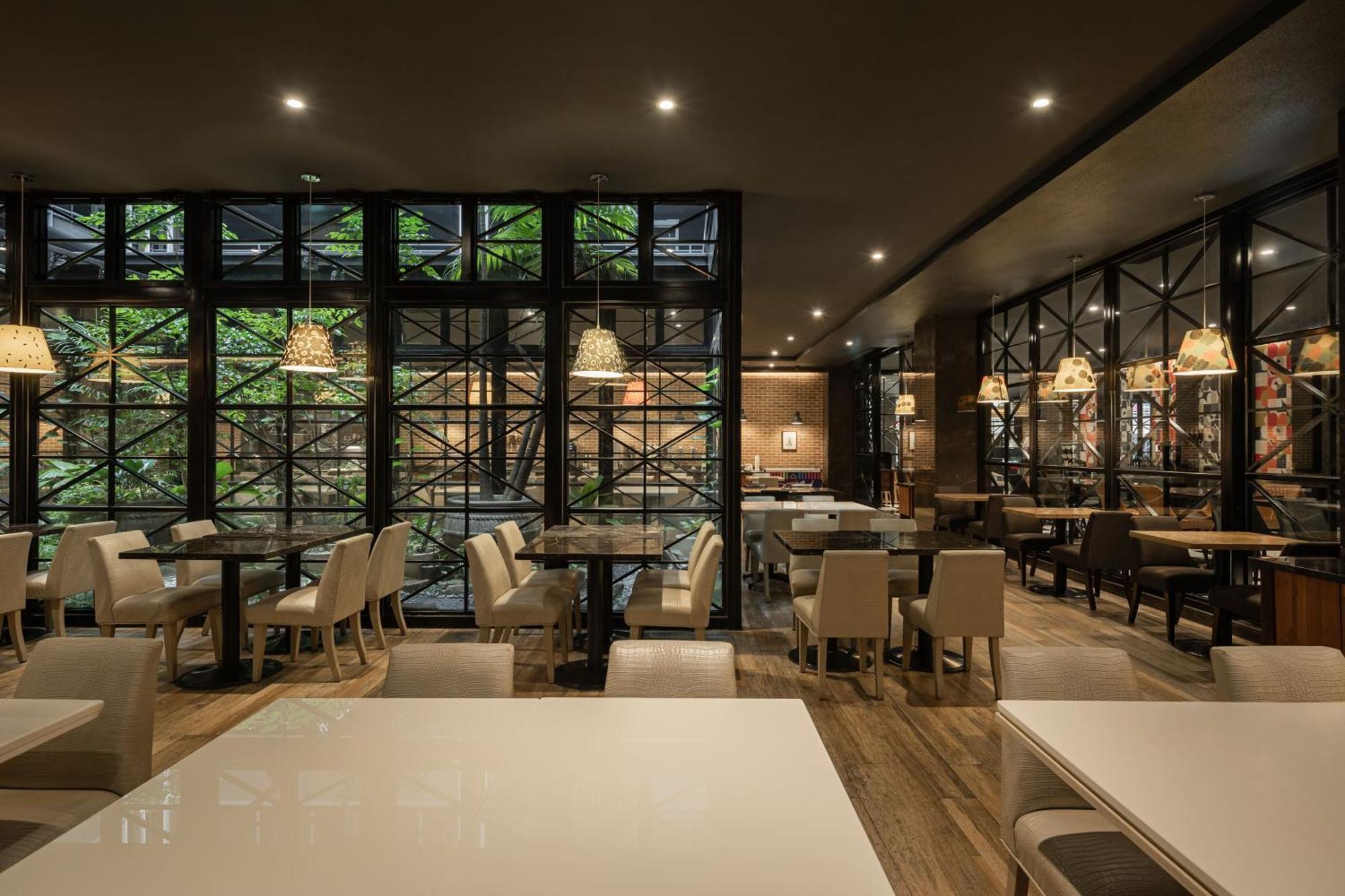 Kindness Hotel-Jue Ming Cao Hùng Ngoại thất bức ảnh