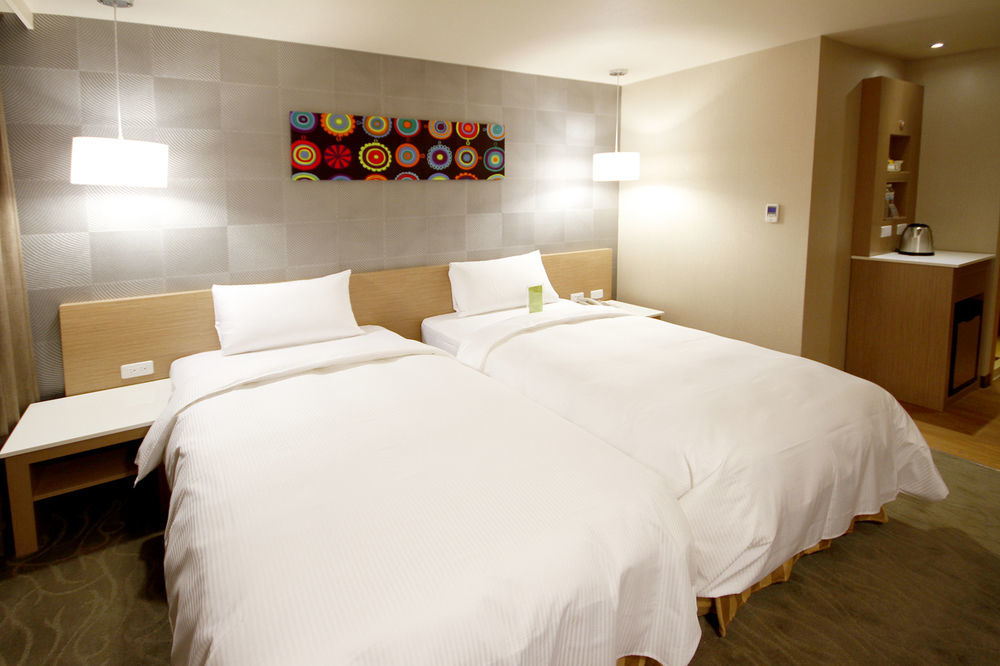 Kindness Hotel-Jue Ming Cao Hùng Ngoại thất bức ảnh